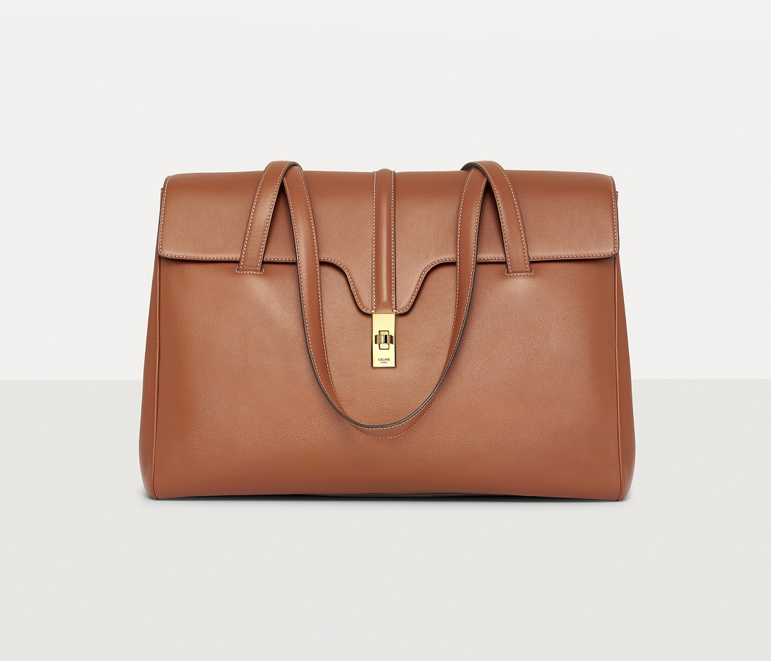 CELINE Soft 16 calfskin bag